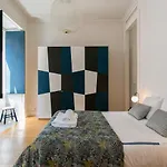 Апартаменти Awarded 3 Bedrooms Upscale Flat@chiado Bairro Alto