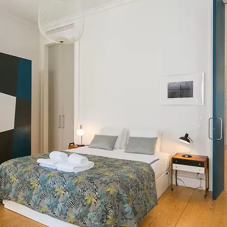 Awarded 3 Bedrooms Upscale Flat@chiado Bairro Alto アパート