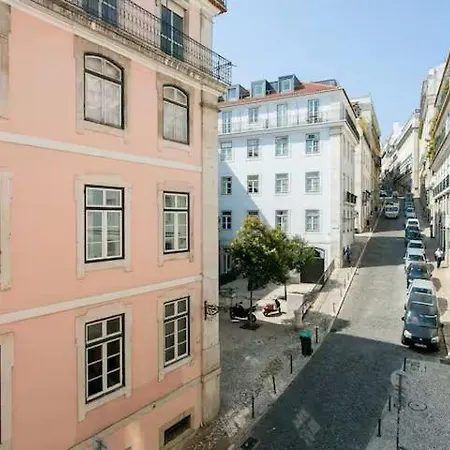 Awarded 3 Bedrooms Upscale Flat@chiado Bairro Alto Lizbona