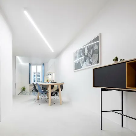 Awarded 3 Bedrooms Upscale Flat@chiado Bairro Alto アパート リスボン