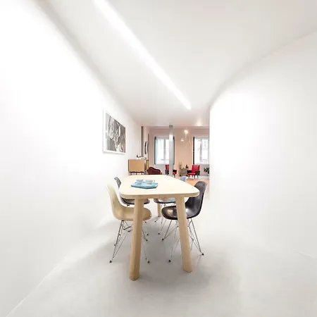 Apartment Awarded 3 Bedrooms Upscale Flat@chiado Bairro Alto