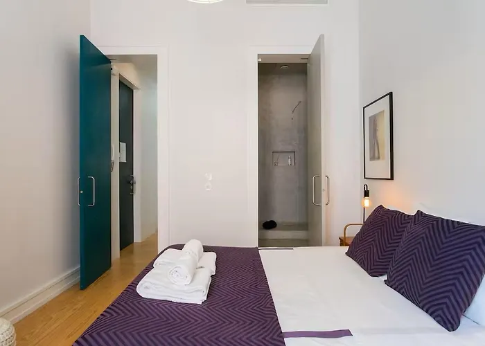 Awarded 3 Bedrooms Upscale Flat@chiado Bairro Alto Διαμέρισμα *