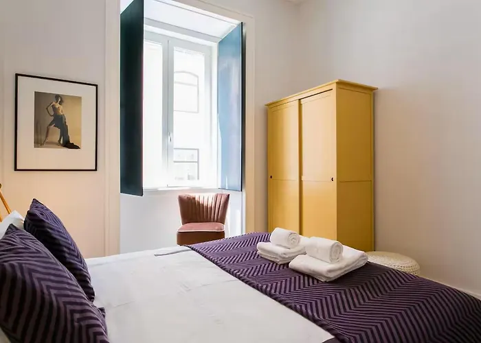 Awarded 3 Bedrooms Upscale Flat@chiado Bairro Alto Διαμέρισμα Lisboa