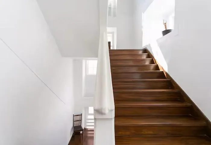 Awarded 3 Bedrooms Upscale Flat@chiado Bairro Alto *