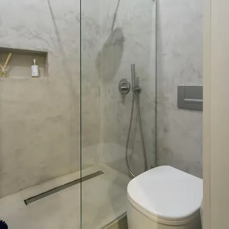 아파트 Awarded 3 Bedrooms Upscale Flat@chiado Bairro Alto