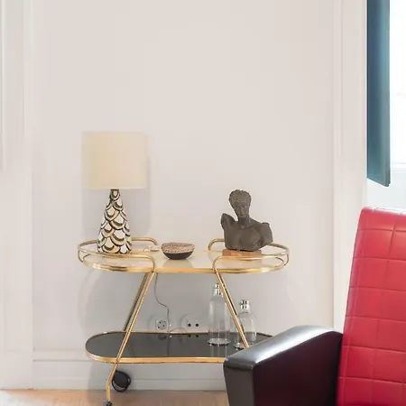 Awarded 3 Bedrooms Upscale Flat@chiado Bairro Alto * Lisbon