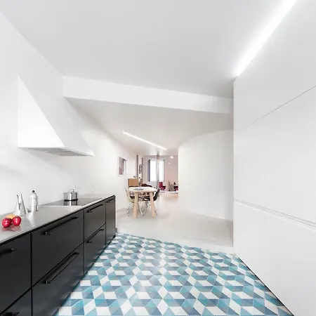 Awarded 3 Bedrooms Upscale Flat@chiado Bairro Alto Apartment