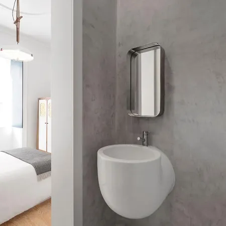 Apartment Awarded 3 Bedrooms Upscale Flat@chiado Bairro Alto