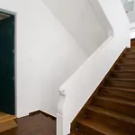 Apartment Awarded 3 Bedrooms Upscale Flat@chiado Bairro Alto *